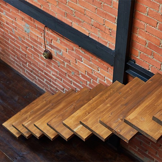 stairs-in-loft-apartment-2026-01-09-00-25-34-utc stairs-in-loft-apartment-2026-01-09-00-25-34-utc